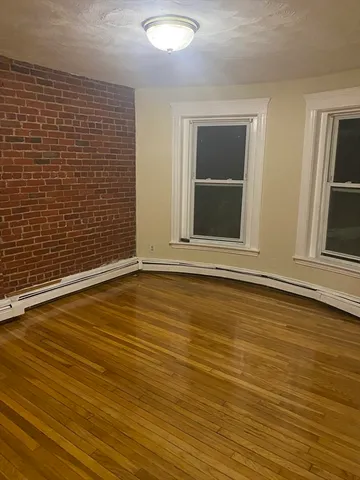 $2,750 | 72 Florida Street, Unit 3, Boston, MA 02124