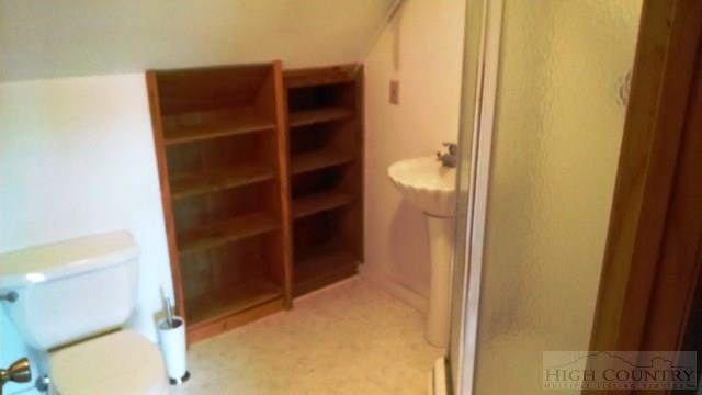 378 Luke Road Jefferson, NC 28629 - Photo 9 of 21 Gallery Image 9