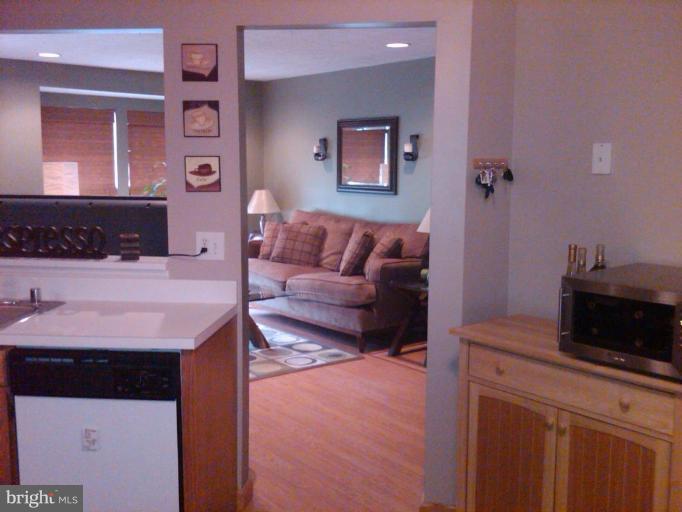 4157 Maple Path Circle, Unit 82 Nottingham, MD 21236 - Photo 13 of 27 Open to Living Room for entertaining!