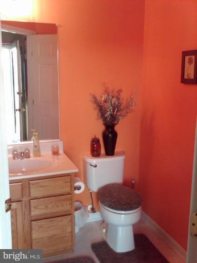 4157 Maple Path Circle, Unit 82 Nottingham, MD 21236 - Photo 19 of 27 Half Bath - Powder Room