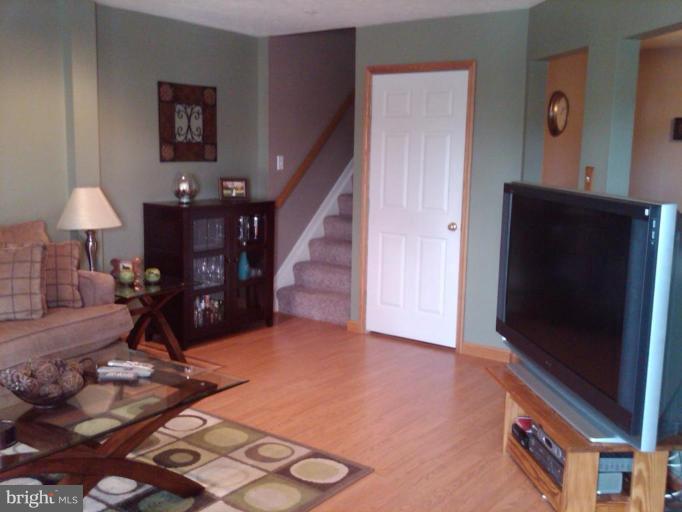 4157 Maple Path Circle, Unit 82 Nottingham, MD 21236 - Photo 7 of 27 Living Room #2
