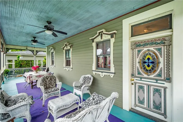 $375,000 | 1274 Highway 40, Claysville, PA 15323