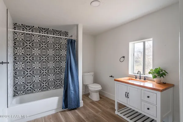 $375,000 | 1550 South Hopi Trail, Dewey-Humboldt, AZ 86327