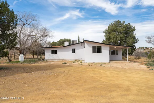 $375,000 | 1550 South Hopi Trail, Dewey-Humboldt, AZ 86327