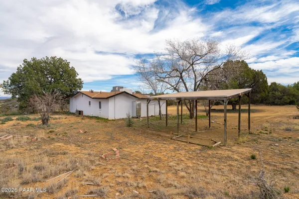 $375,000 | 1550 South Hopi Trail, Dewey-Humboldt, AZ 86327
