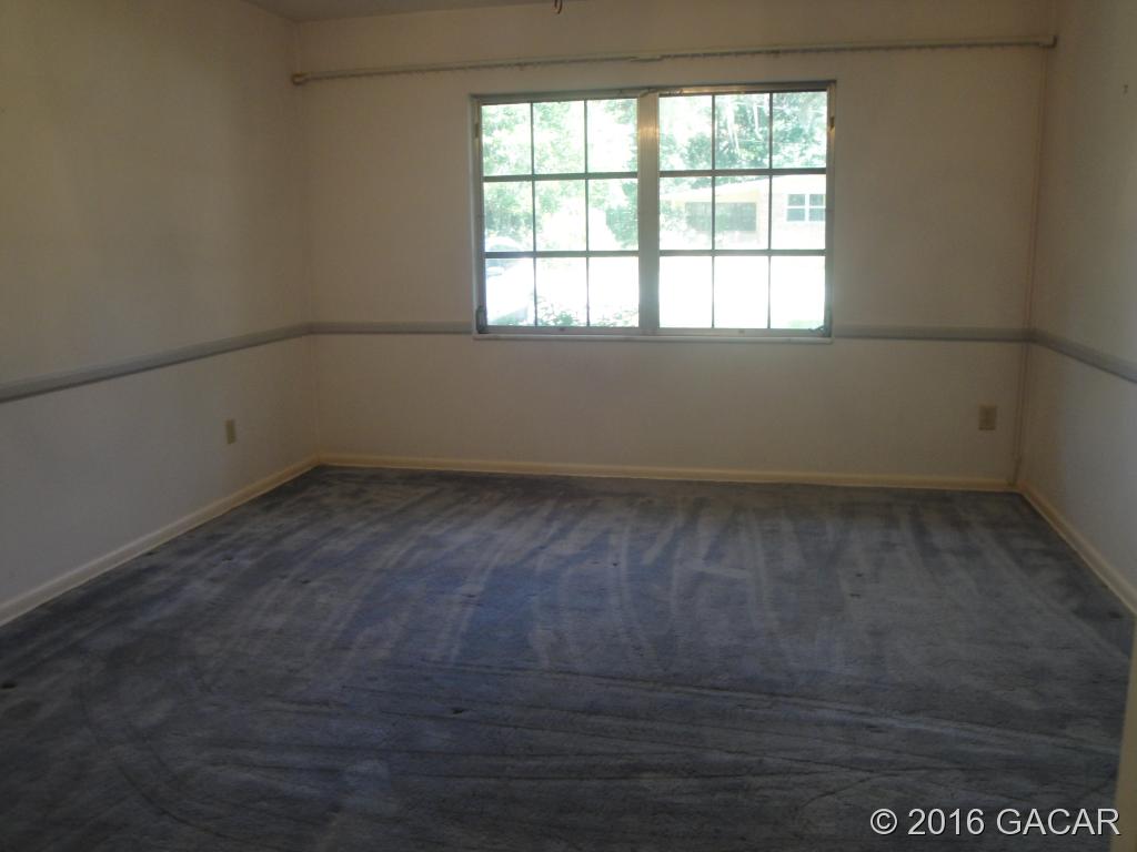 3951 Southwest 5th Place Gainesville, FL 32607 - Photo 6 of 19 Dining Room