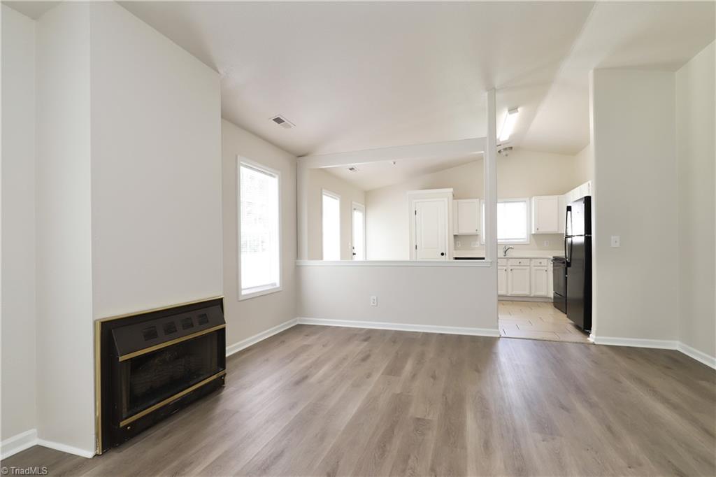 2018 Embark Drive Winston-Salem, NC 27107 - Photo 5 of 16