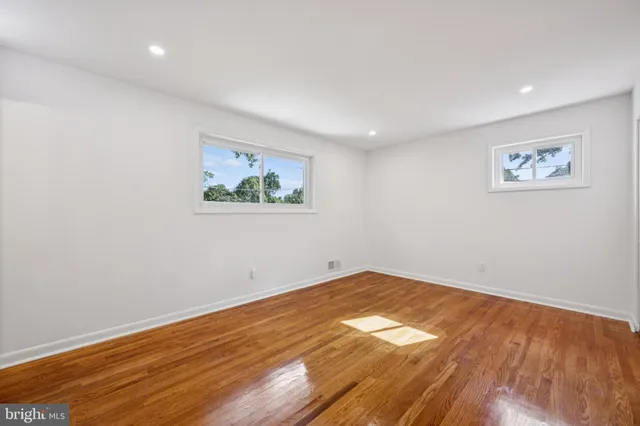 $575,000 | 9801 Arbor Hill Drive, Silver Spring, MD 20903