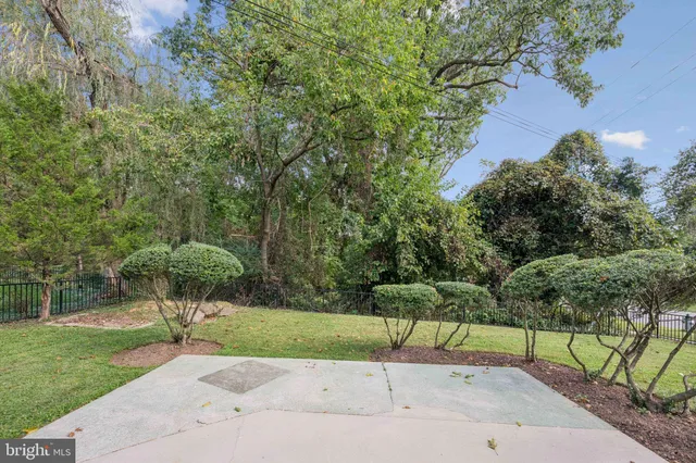 $575,000 | 9801 Arbor Hill Drive, Silver Spring, MD 20903