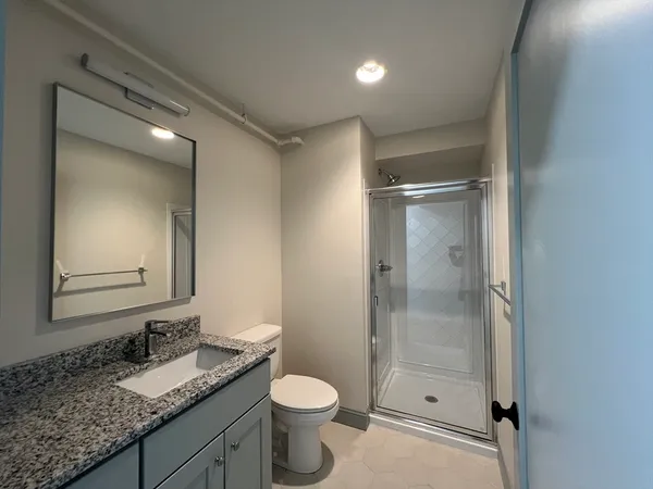 $2,350 | 160 Seabury Street, Unit 37, Fall River, MA 02720