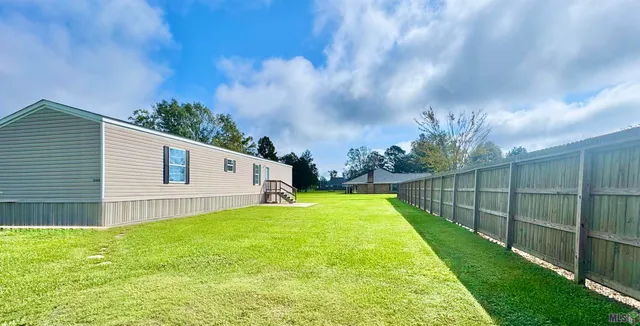 $1,450 | 15254 John West Road, Gonzales, LA 70737