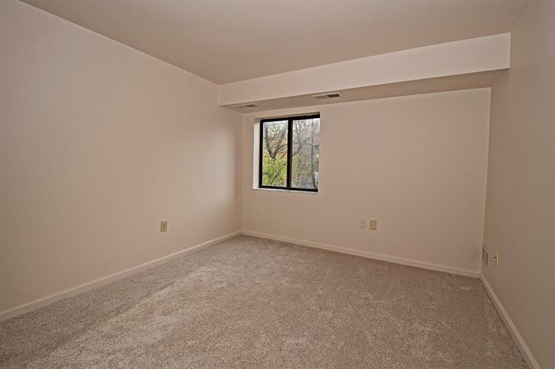 1500 Cochran Road, Unit 702 Pittsburgh, PA 15243 - Photo 14 of 17 Gallery Image 14