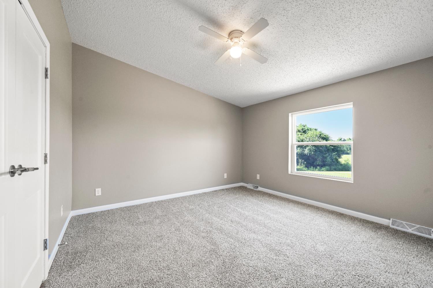 5500 Pleasant Ridge Road Rising Sun, IN 47040 - Photo 14 of 33
