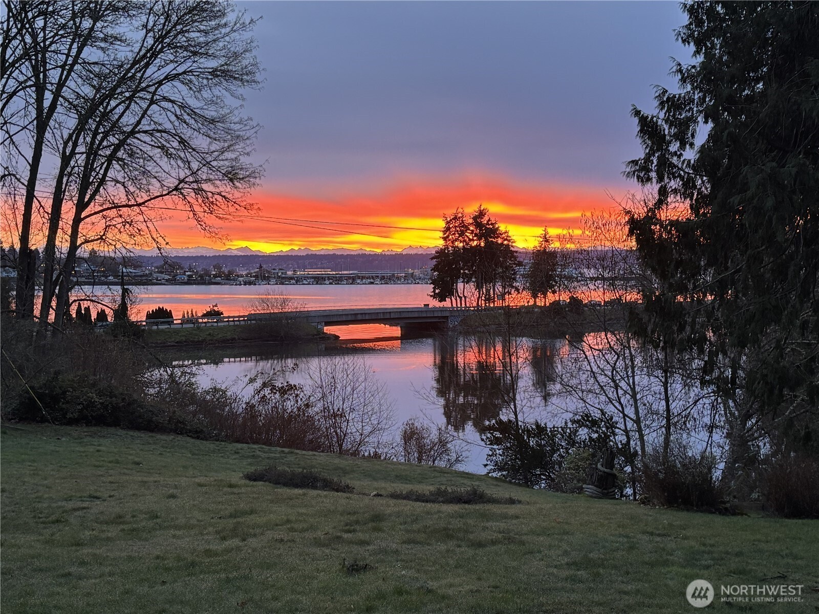 10295 Northeast West Kingston Road Kingston, WA 98346 - Photo 2 of 40