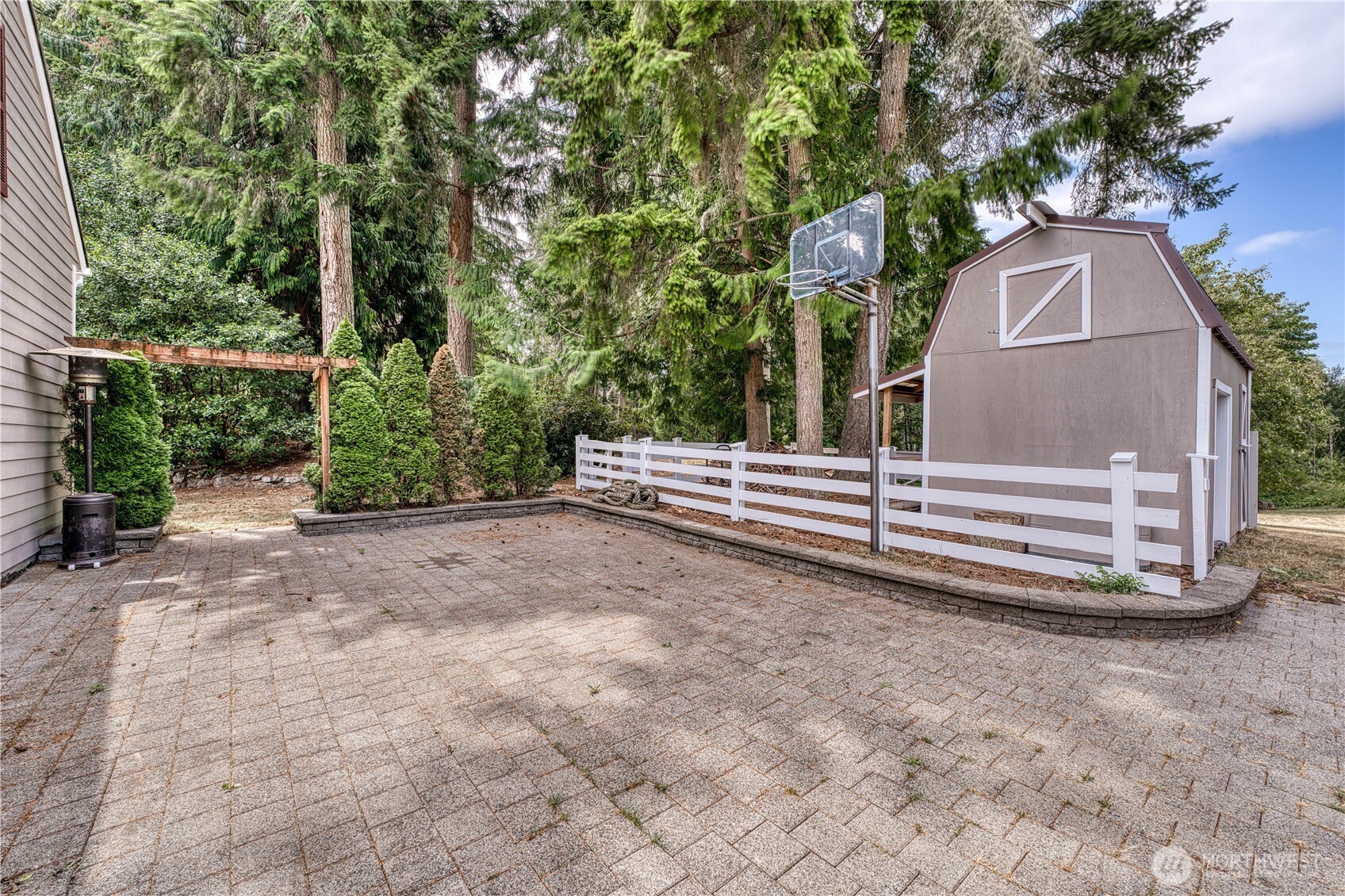 10295 Northeast West Kingston Road Kingston, WA 98346 - Photo 36 of 40