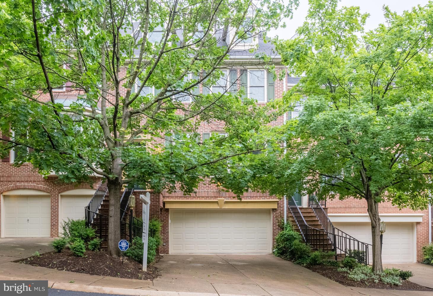 2121 21st Road North Arlington, VA 22201 - Photo 2 of 30 Exterior (Front)