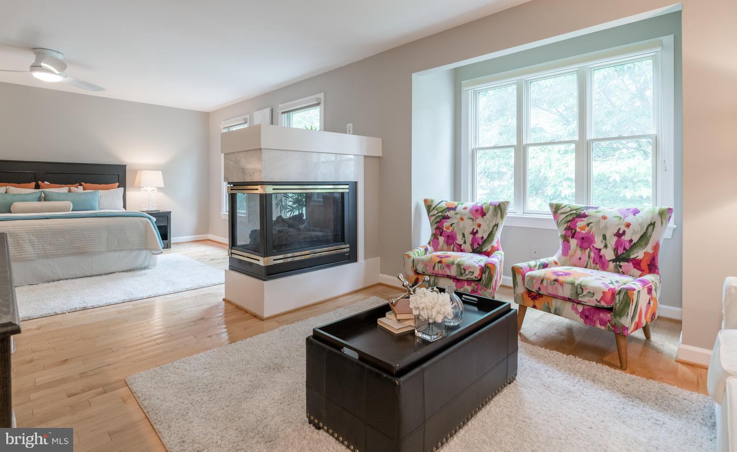 2121 21st Road North Arlington, VA 22201 - Photo 20 of 30 Master Seating Area