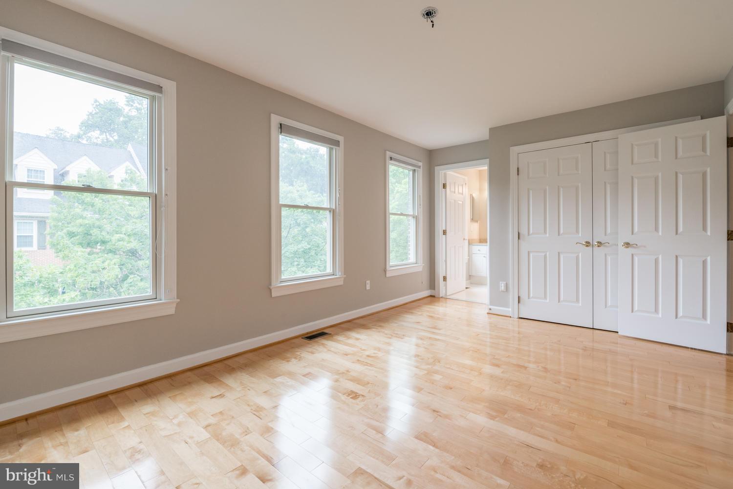 2121 21st Road North Arlington, VA 22201 - Photo 24 of 30 Bedroom 2