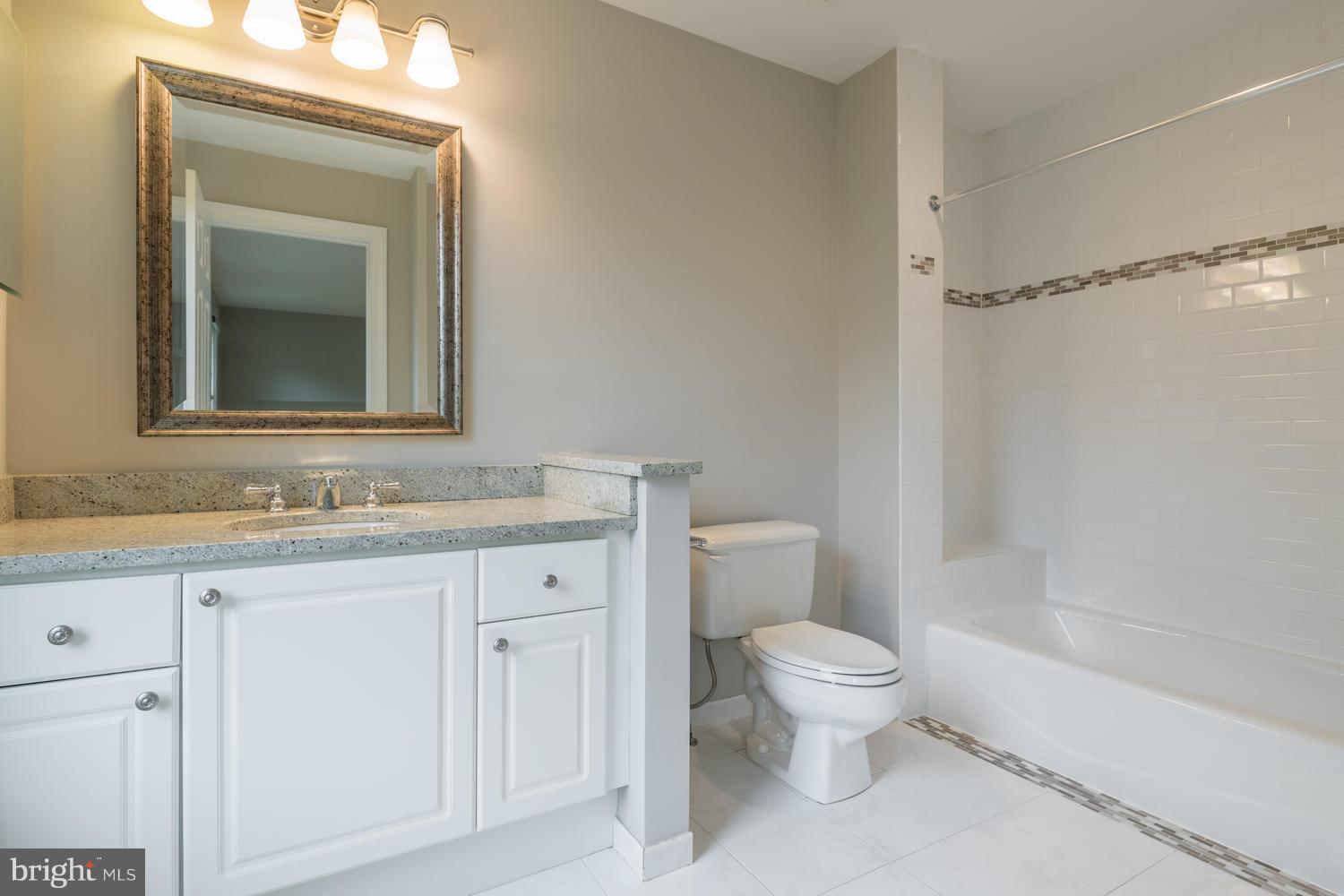 2121 21st Road North Arlington, VA 22201 - Photo 25 of 30 Full Bath 2 | En-Suite