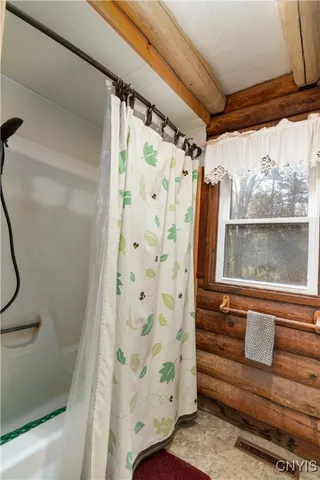 $267,500 | 6214 Airport Road, Whitestown, NY 13424