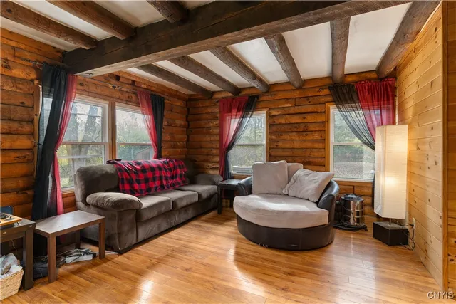 $267,500 | 6214 Airport Road, Whitestown, NY 13424