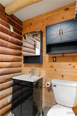 $237,000 | 6214 Airport Road, Whitestown, NY 13424