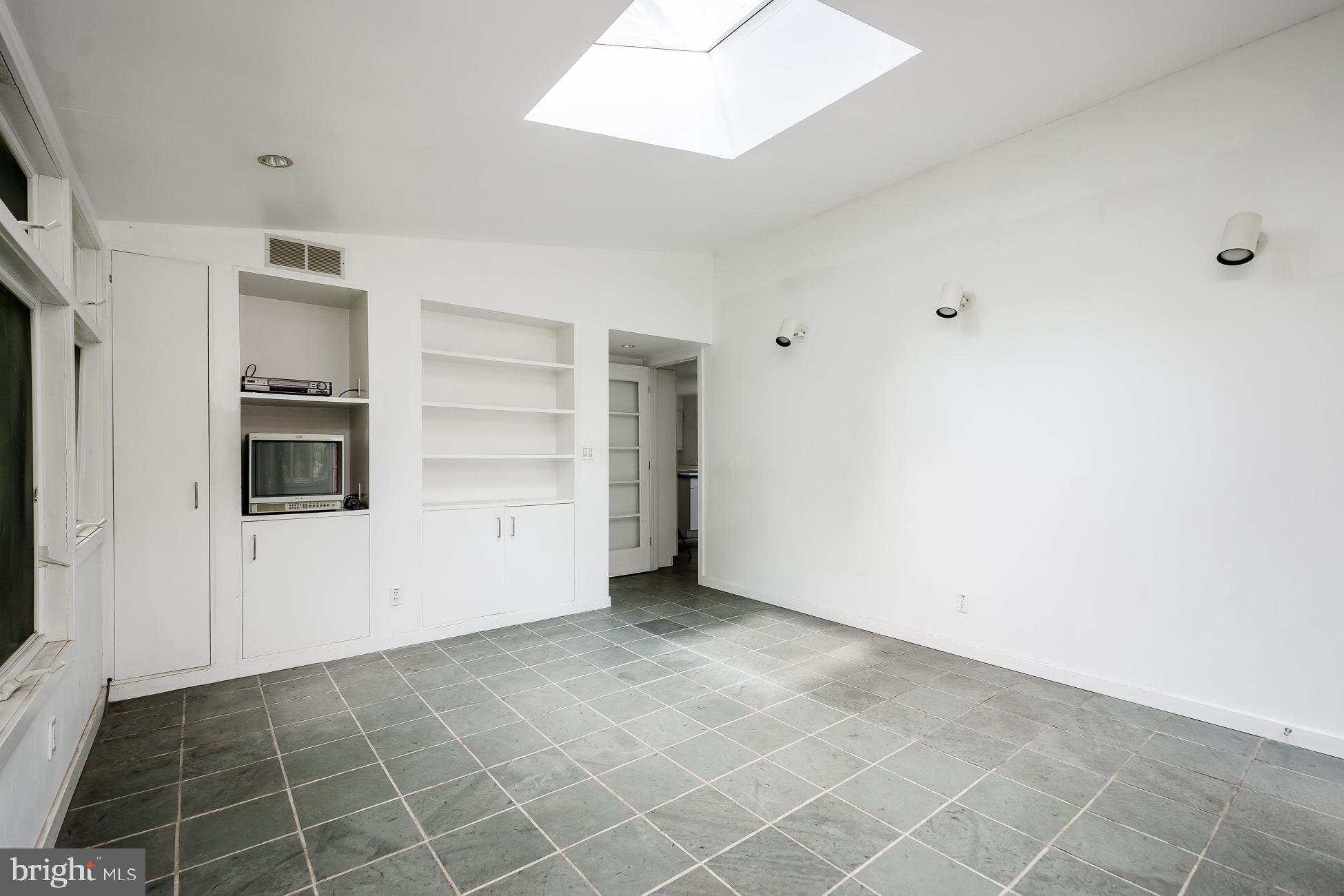 351 Cold Soil Road Princeton, NJ 08540 - Photo 12 of 28 Family Room