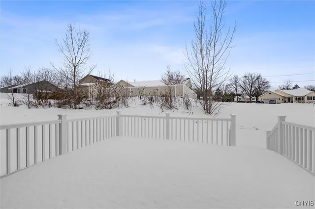 $329,900 | 305 Nicks Way, Geddes, NY 13209