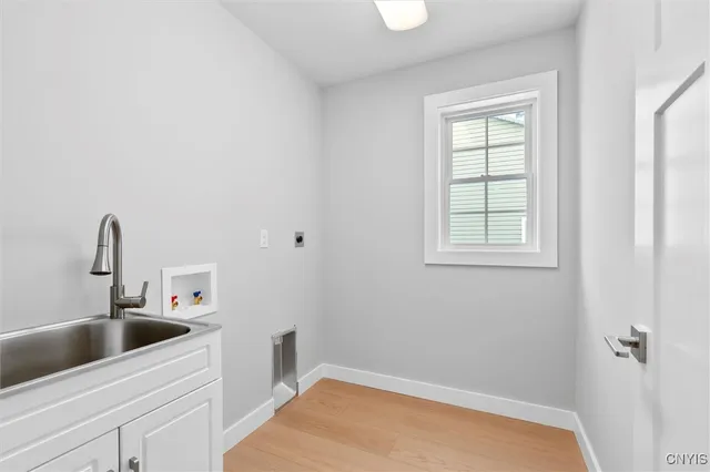 $329,900 | 305 Nicks Way, Geddes, NY 13209