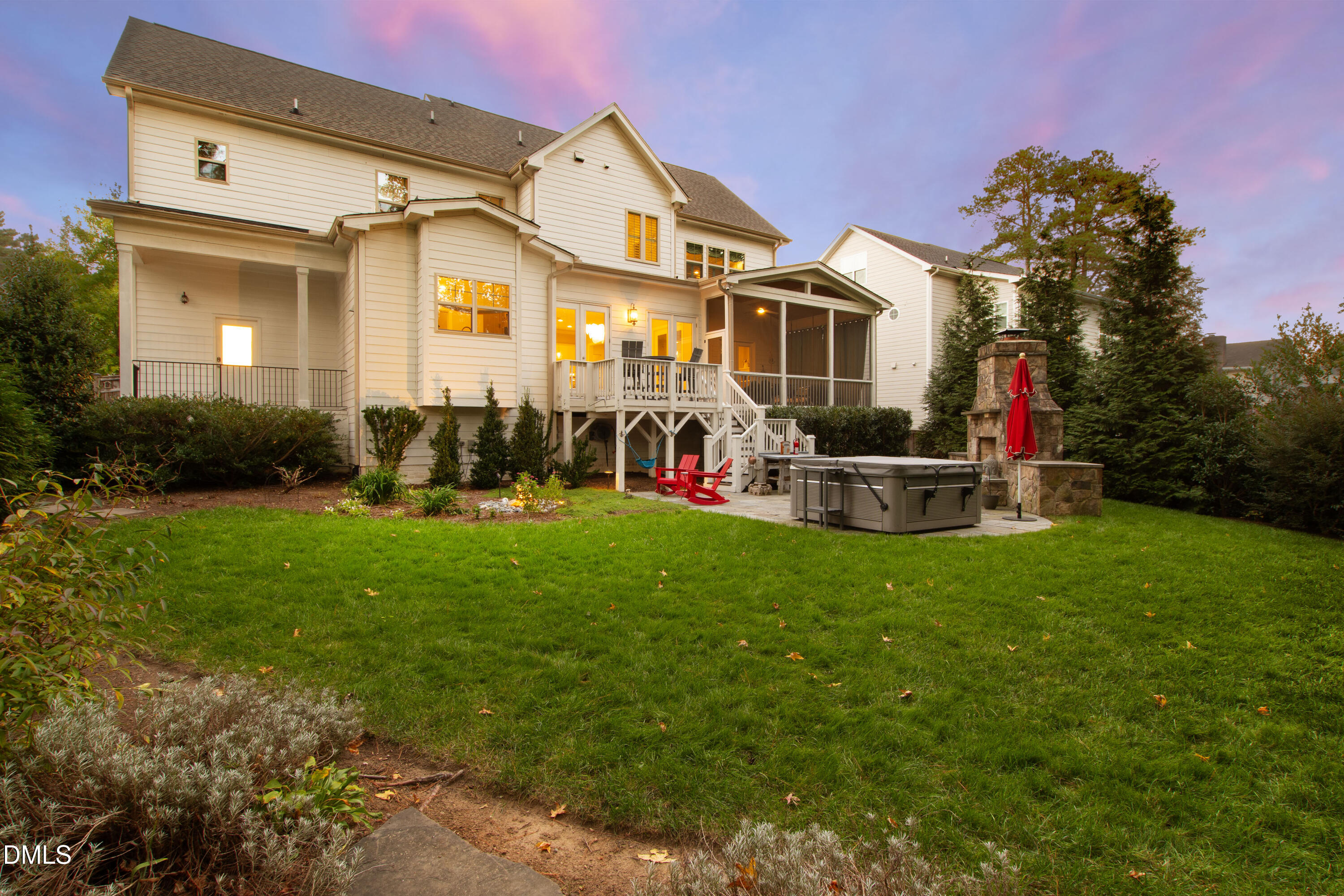 116 Crestview Road Raleigh, NC 27609 - Photo 70 of 86 Twilights (5)