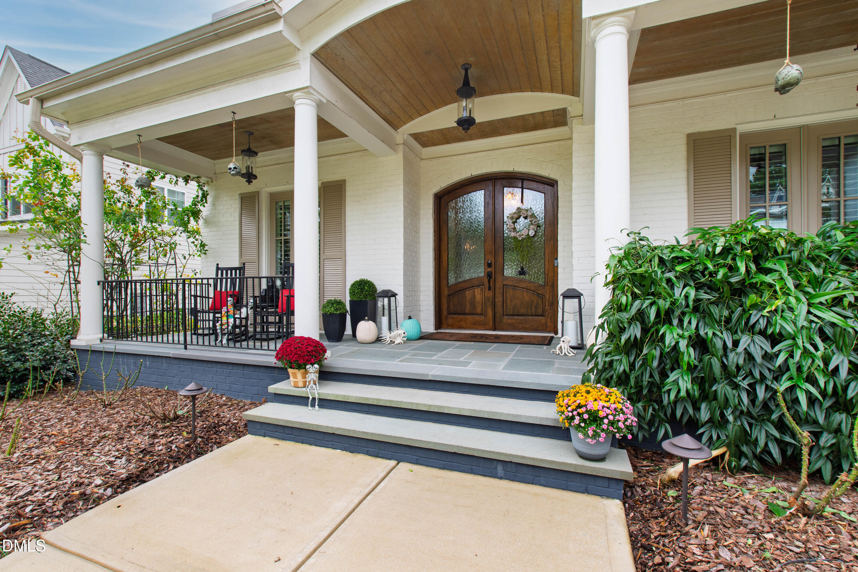 116 Crestview Road Raleigh, NC 27609 - Photo 73 of 86 Front Porch