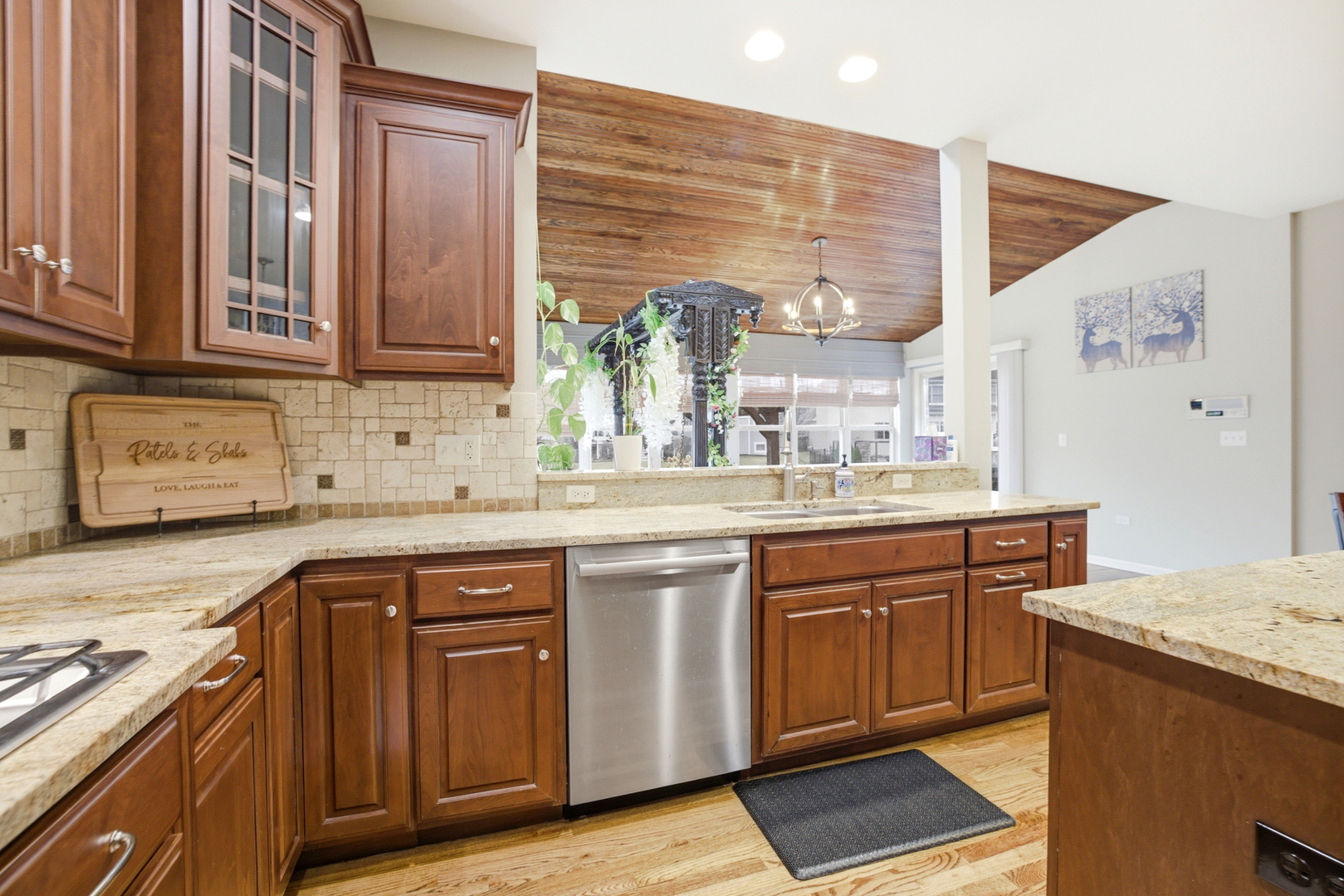 635 Slate Run Elgin, IL 60124 - Photo 15 of 40