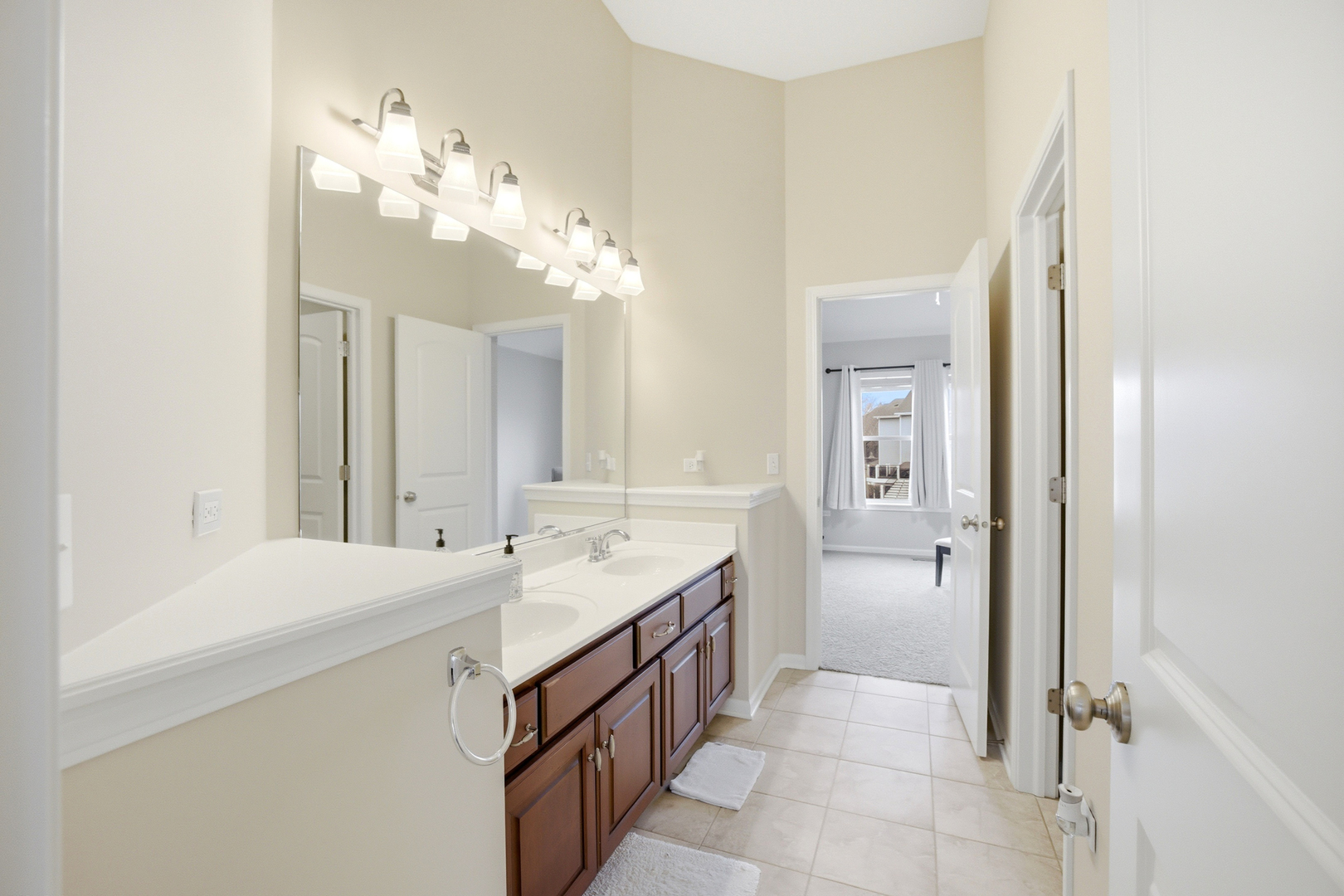 635 Slate Run Elgin, IL 60124 - Photo 21 of 40