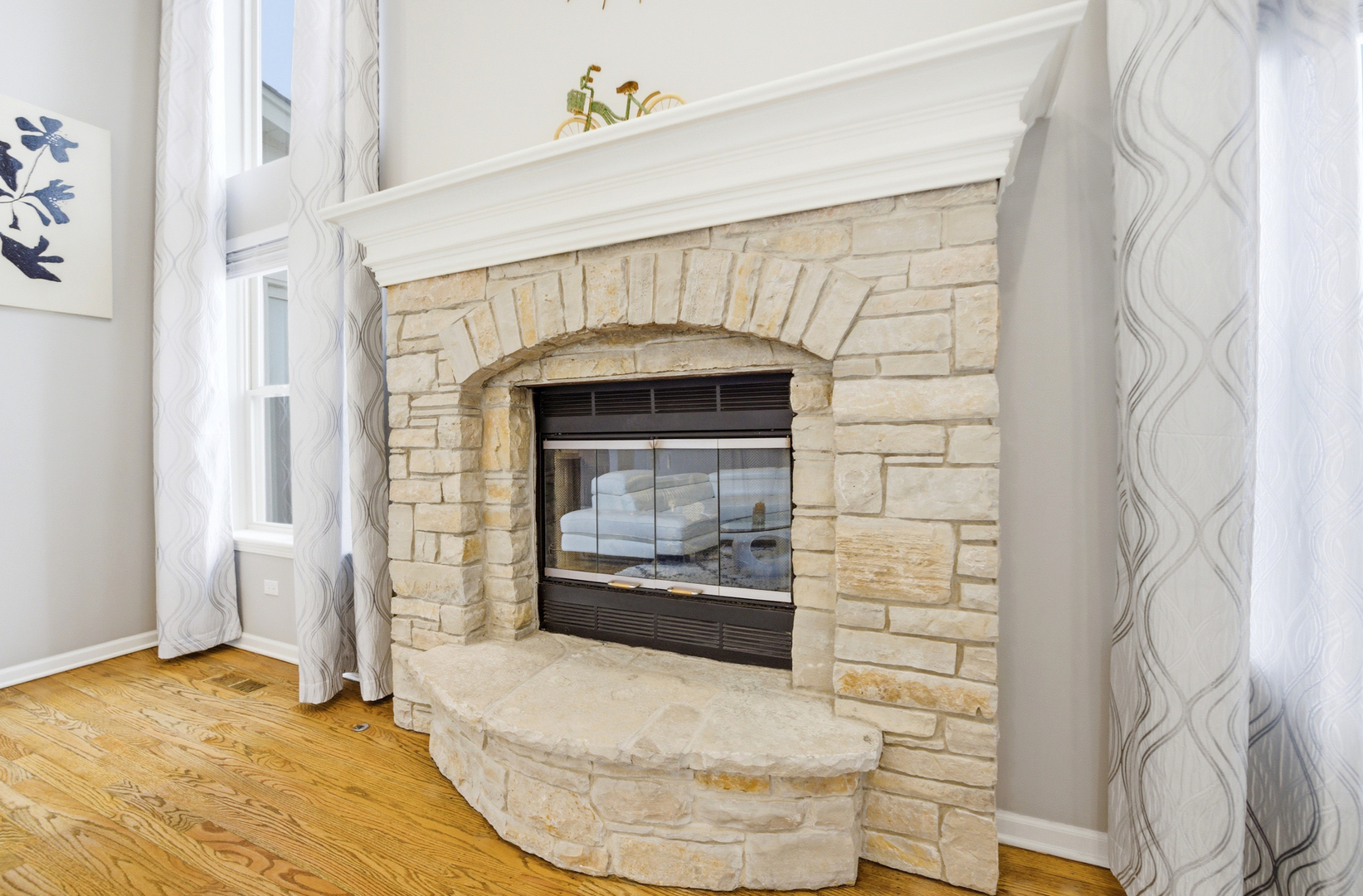 635 Slate Run Elgin, IL 60124 - Photo 8 of 40