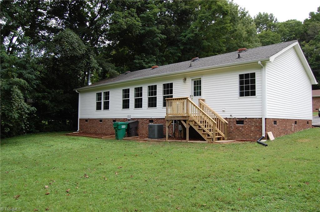 410 Cory Road High Point, NC 27265 - Photo 4 of 16 Gallery Image 4