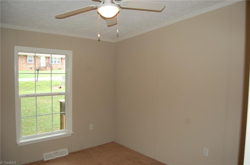 410 Cory Road High Point, NC 27265 - Photo 7 of 16 Gallery Image 7