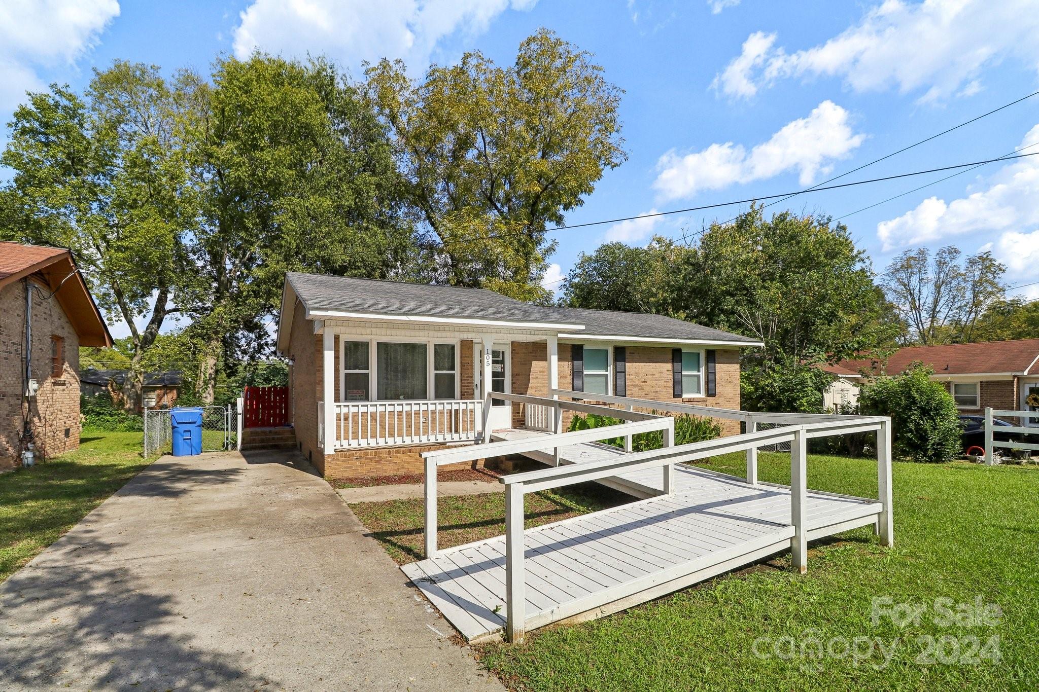 105 Witherspoon Lancaster, SC 29720 - Photo 2 of 27 Gallery Image 2