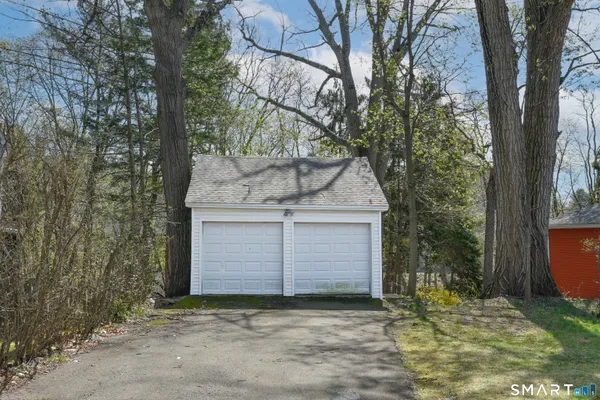 $4,500 | 5 Moody Avenue, Fairfield, CT 06825