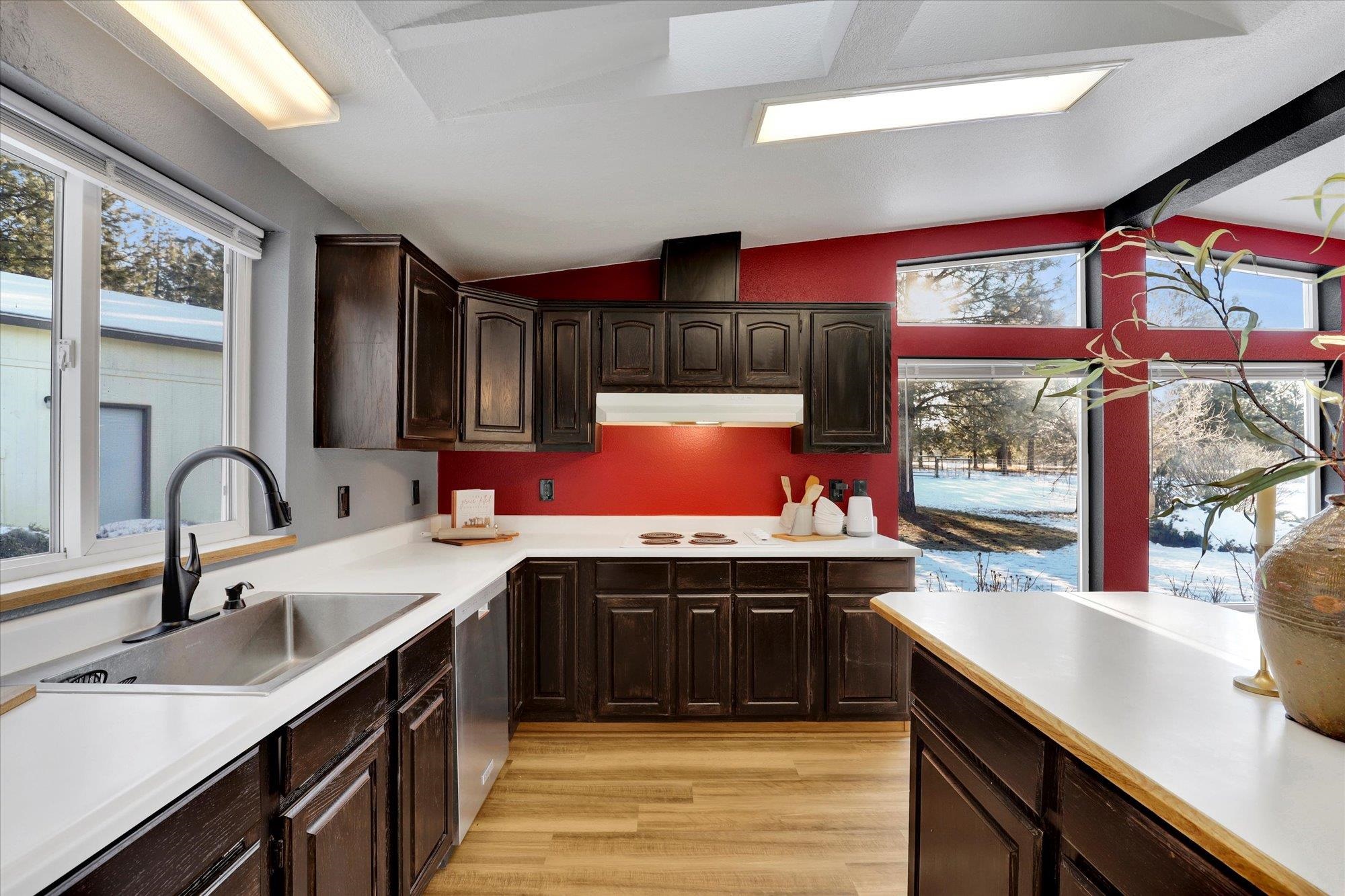 11218 East Laurel Road Elk, WA 99009 - Photo 13 of 50
