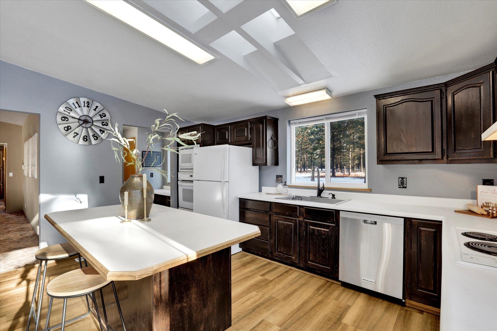 11218 East Laurel Road Elk, WA 99009 - Photo 15 of 50