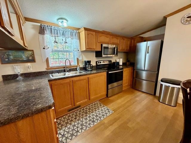 14 Paradise Street Gorham, NH 03581 - Photo 4 of 22