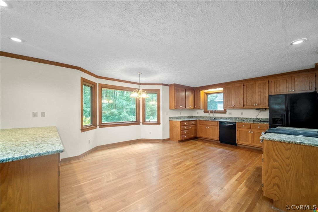 5851 Deep Forest Road Richmond, VA 23237 - Photo 12 of 37 Gallery Image 12