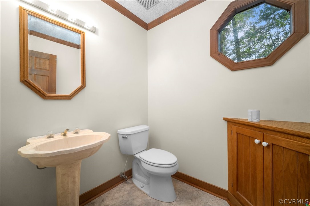 5851 Deep Forest Road Richmond, VA 23237 - Photo 16 of 37 Gallery Image 16