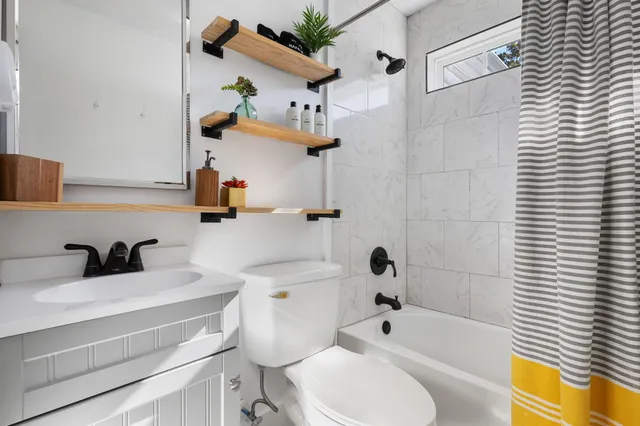 $630,000 | 4995 Chateau Avenue, Unit A/B, North Charleston, SC 29405