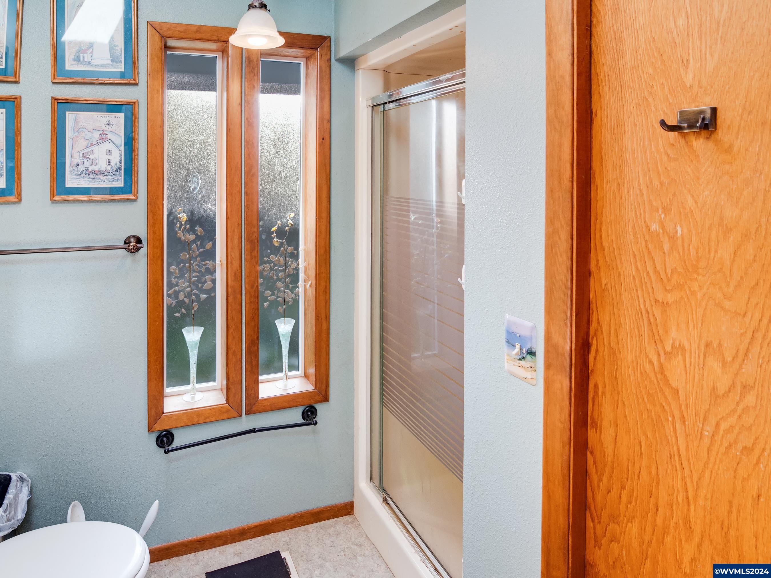 341 Combs Circle Yachats, OR 97498 - Photo 9 of 33