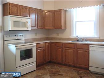 210 State Street Shillington, PA 19607 - Photo 3 of 6 Kitchen