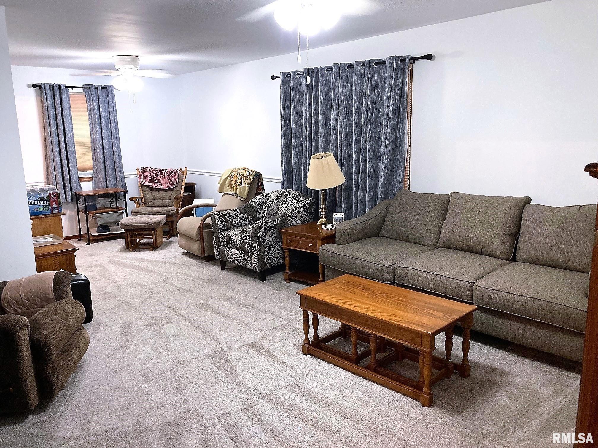 2208 Croydon Drive Springfield, IL 62703 - Photo 7 of 23 Gallery Image 7
