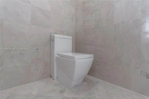 $6,500 | 7333 Northwest 108th Court, Doral, FL 33178