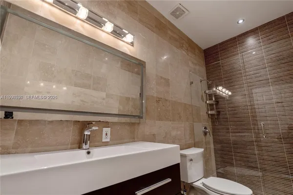 $6,500 | 7333 Northwest 108th Court, Doral, FL 33178