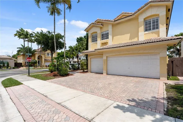 $6,500 | 7333 Northwest 108th Court, Doral, FL 33178